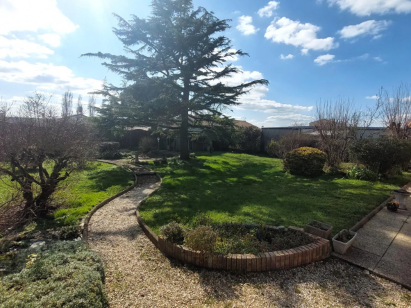 Pavillon de plain-pied à vendre à Villiers en Plaine 