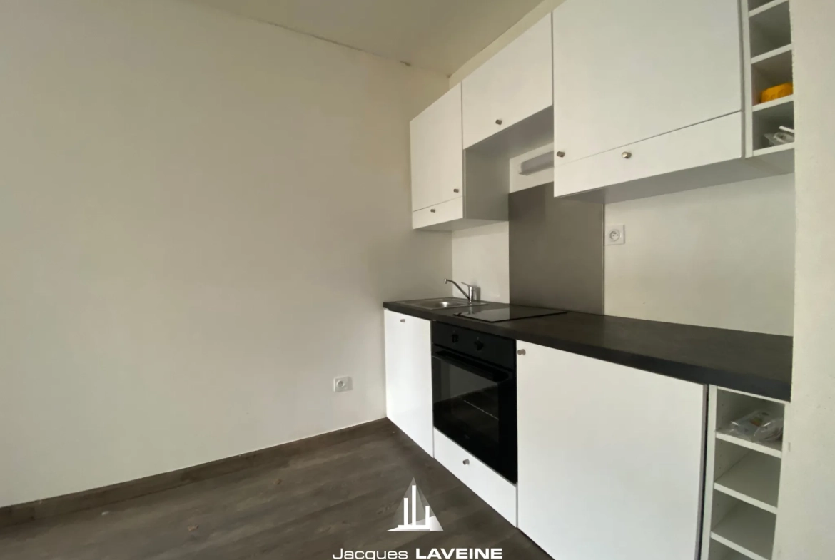 Appartement duplex 2 pièces de 35 m² à Metz en hypercentre 