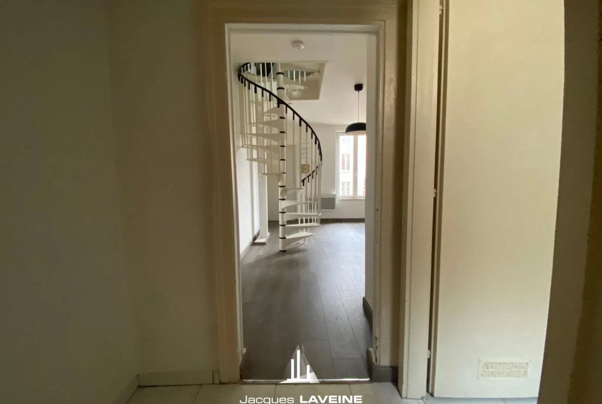 Appartement duplex 2 pièces de 35 m² à Metz en hypercentre 