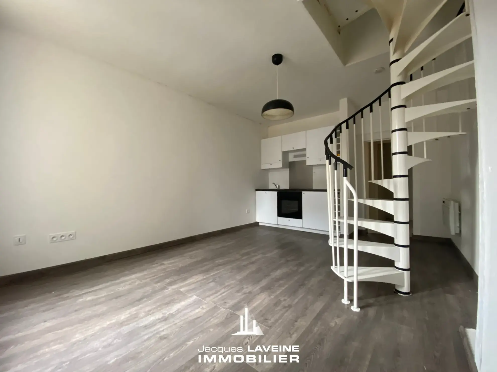 Appartement duplex 2 pièces de 35 m² à Metz en hypercentre 