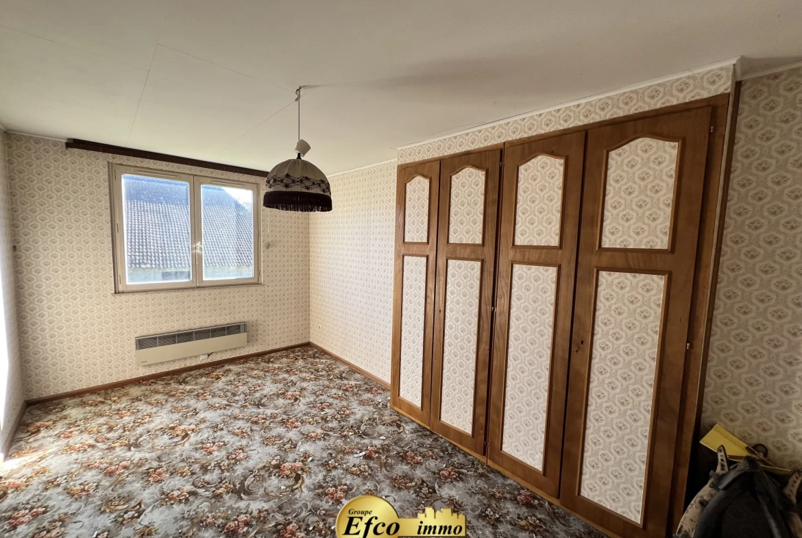 Maison à rénover de 95 m² à Franken avec garage et grand potentiel 