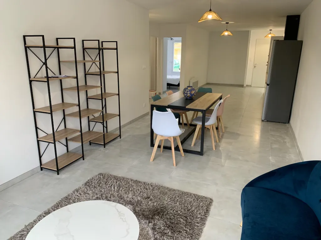 Maison rénovée avec jardin à Médis - 74,92 m², 2 chambres et parking 