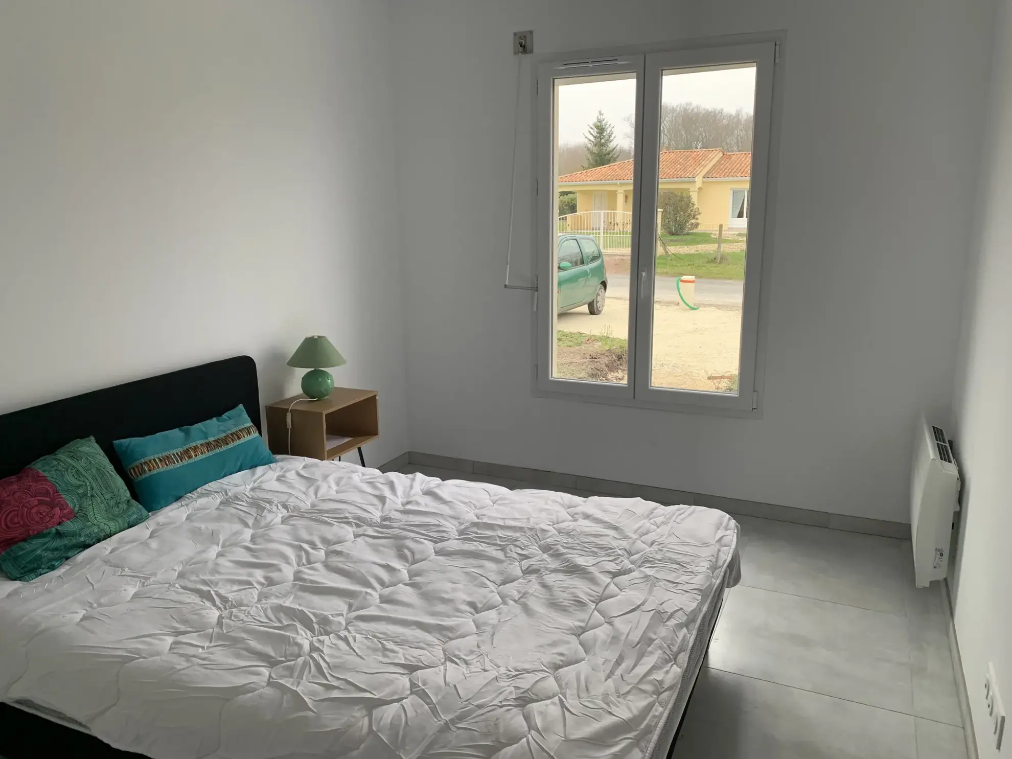 Maison rénovée avec jardin à Médis - 74,92 m², 2 chambres et parking 