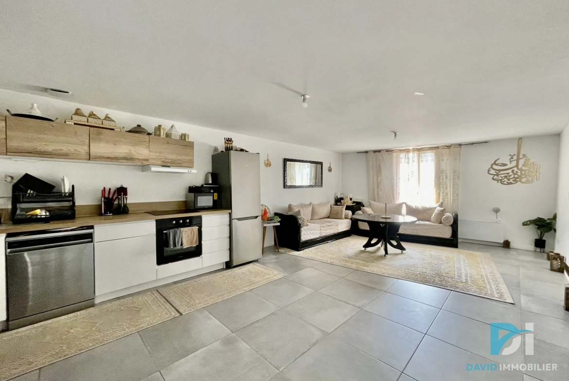 Location appartement duplex rénové de 85 m² à Béziers 
