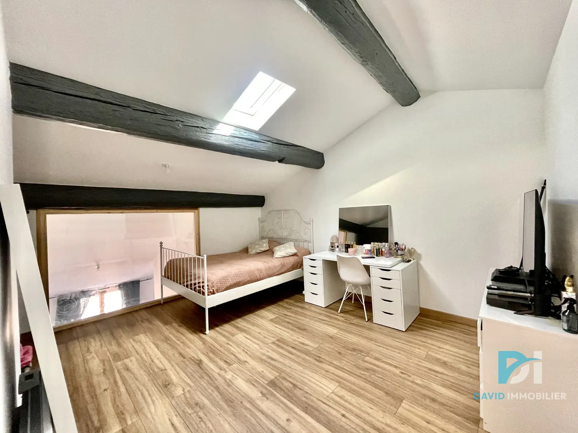 Location appartement duplex rénové de 85 m² à Béziers 