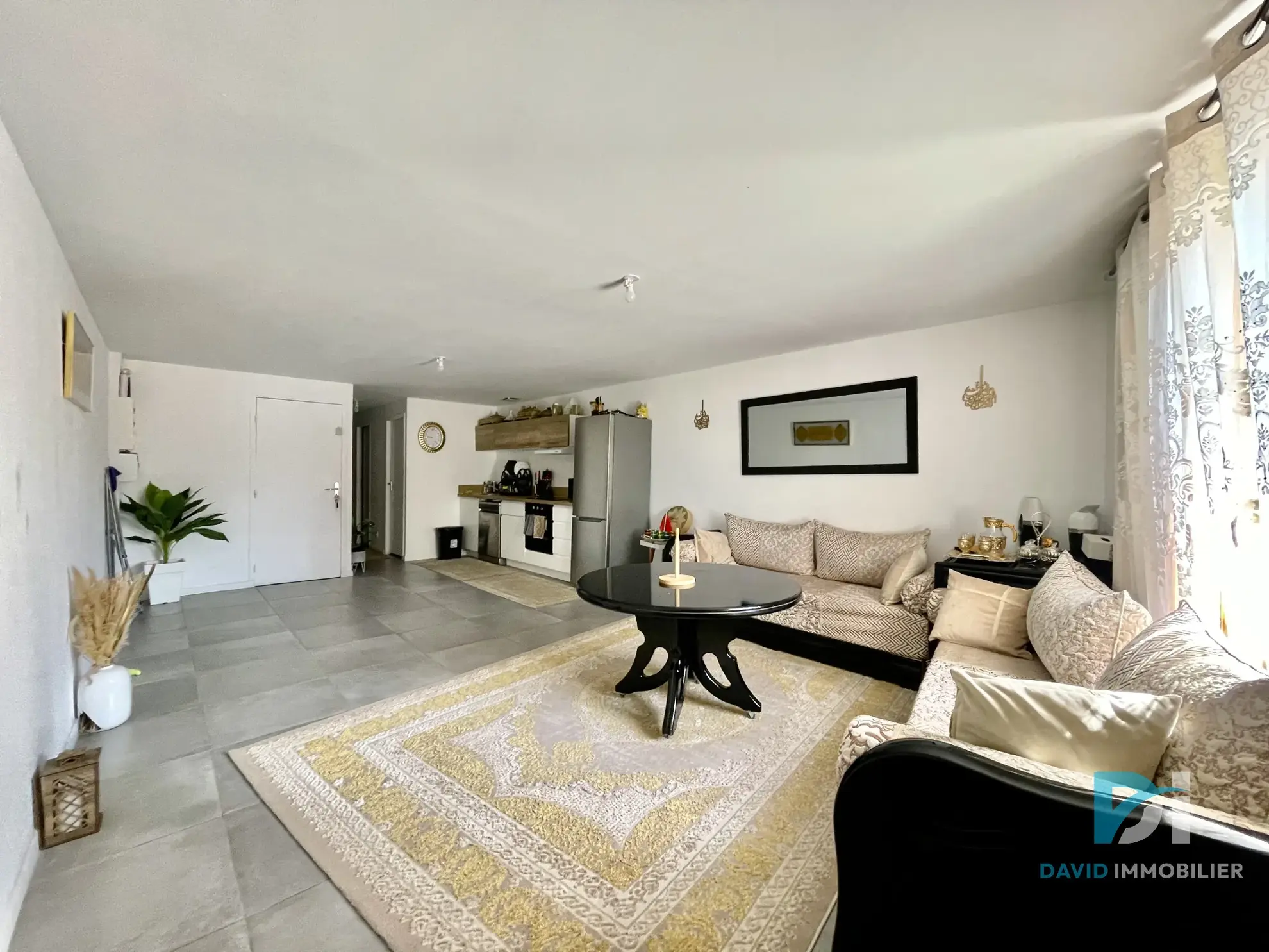 Location appartement duplex rénové de 85 m² à Béziers 