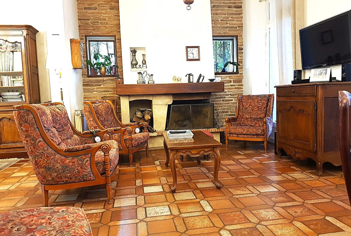 Maison individuelle de 160 m² à Nevers avec jardin et garage 