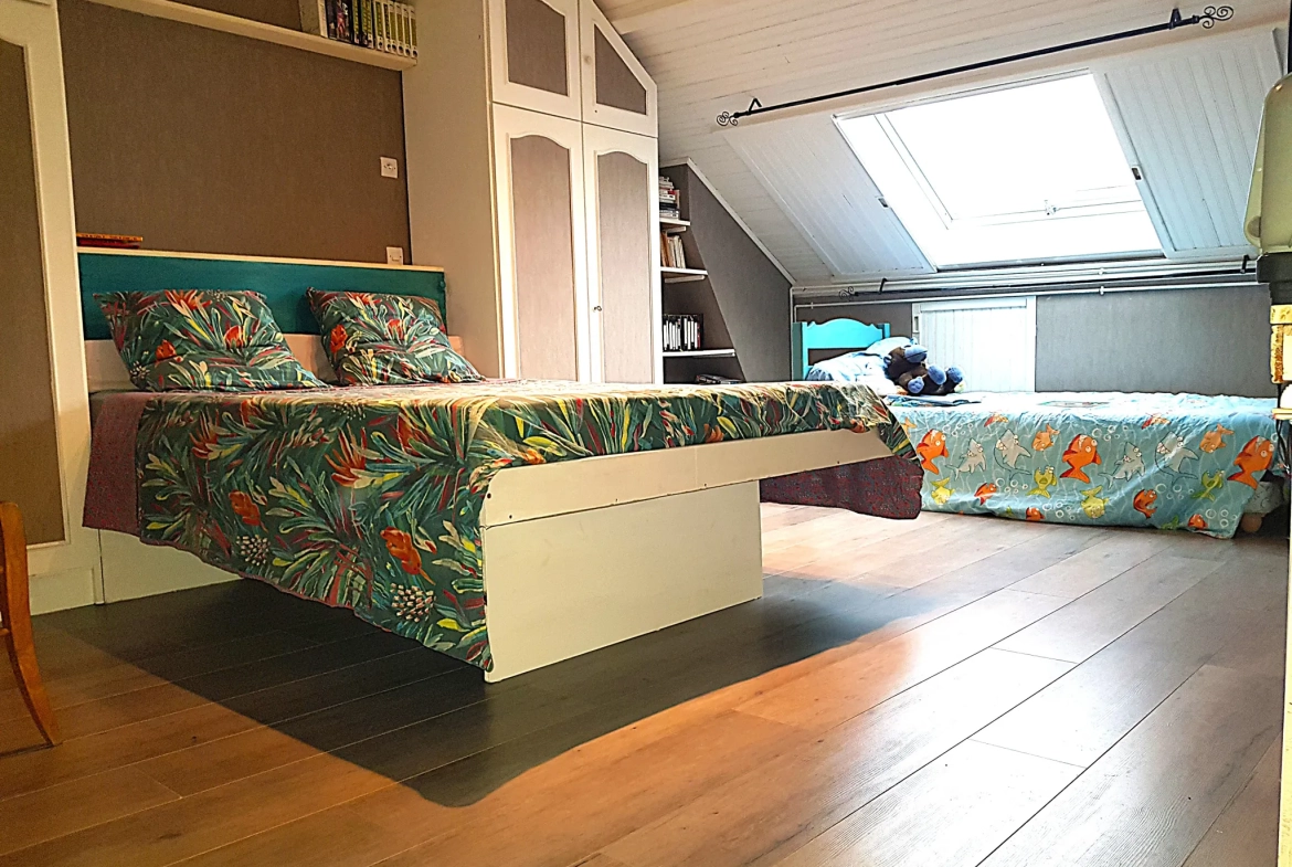 Maison individuelle de 160 m² à Nevers avec jardin et garage 