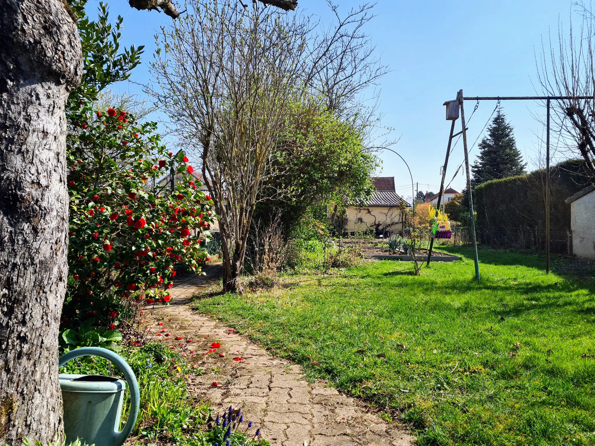 Maison individuelle de 160 m² à Nevers avec jardin et garage 
