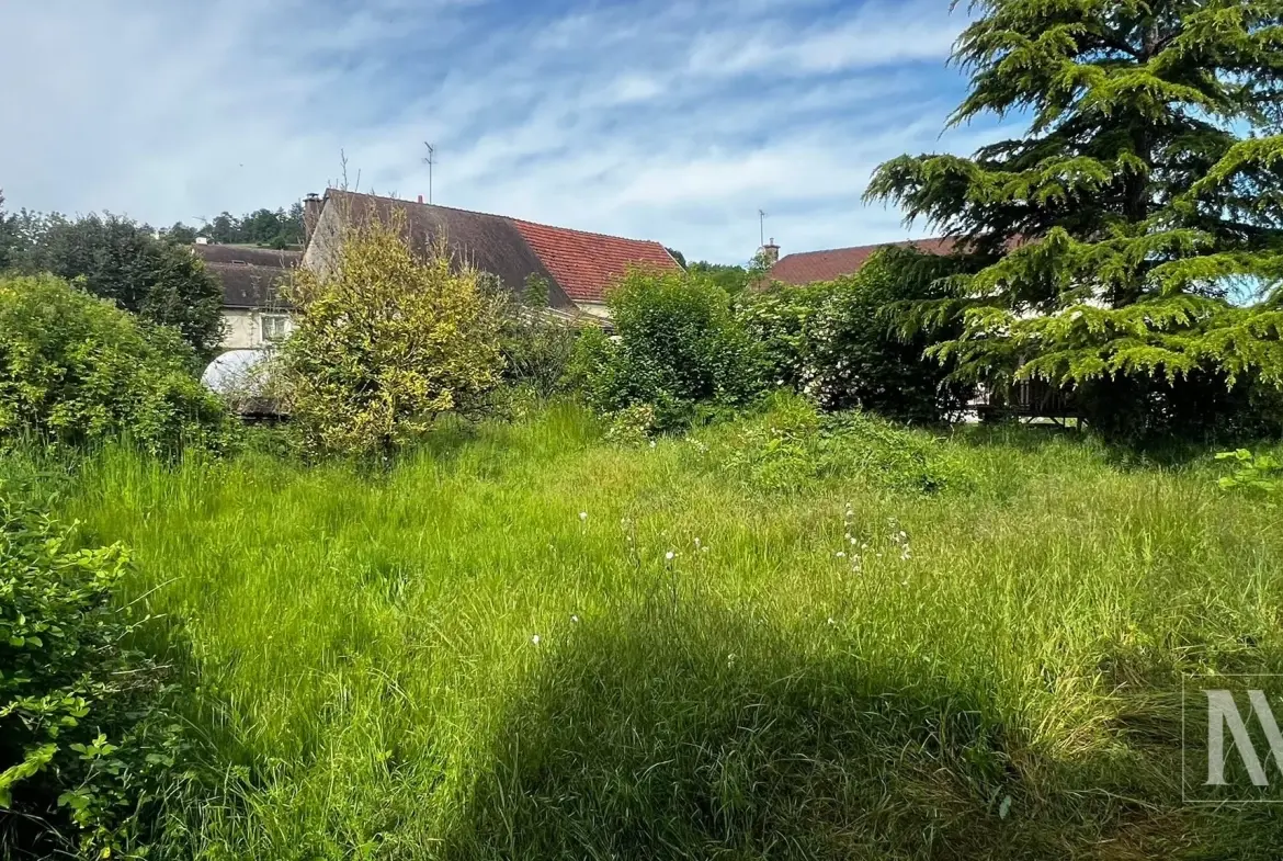 Maison de village de 330 m² avec potentiel de gîte à Avirey-Lingey en Champagne 