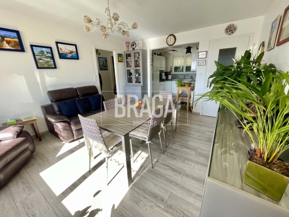 Appartement rénové avec garage à vendre à Boulogne-sur-Mer - 2 chambres, 65m²