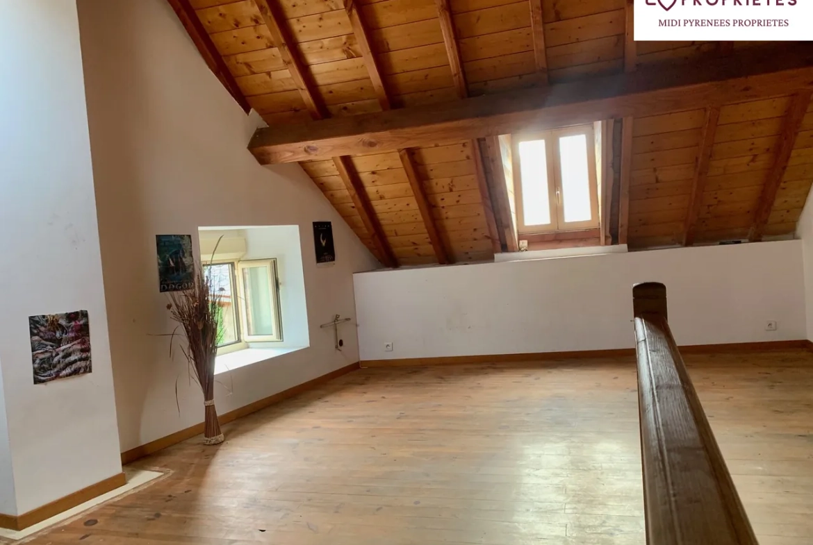 Maison de montagne de 65 m² à Massat, 3 chambres, proche commodités 