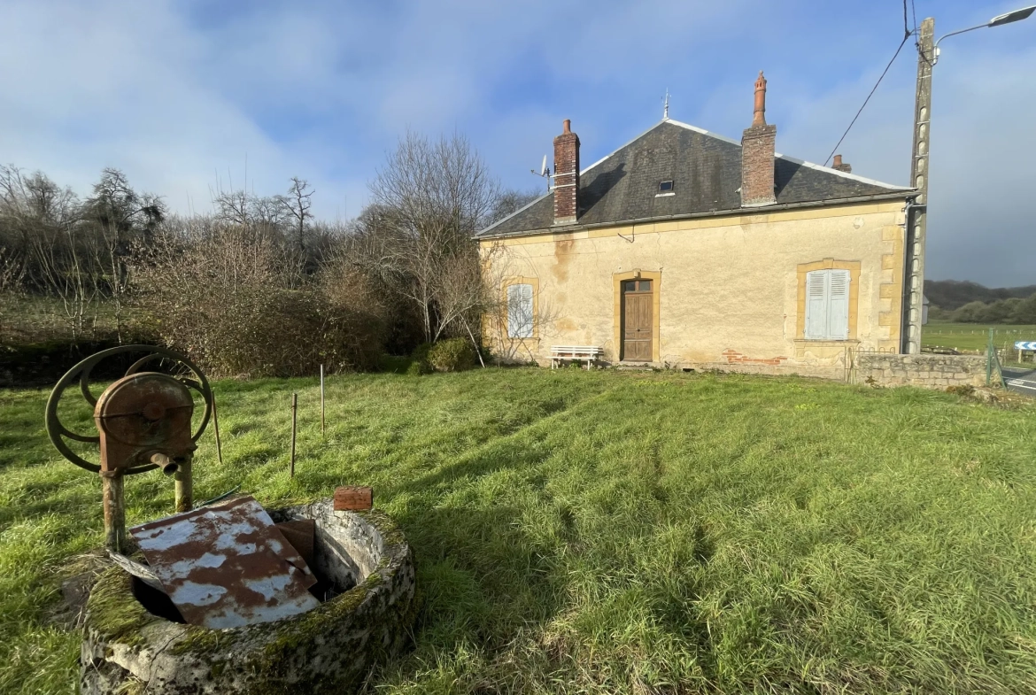 Maison à rénover avec grand terrain près de Prémery dans la Nièvre 