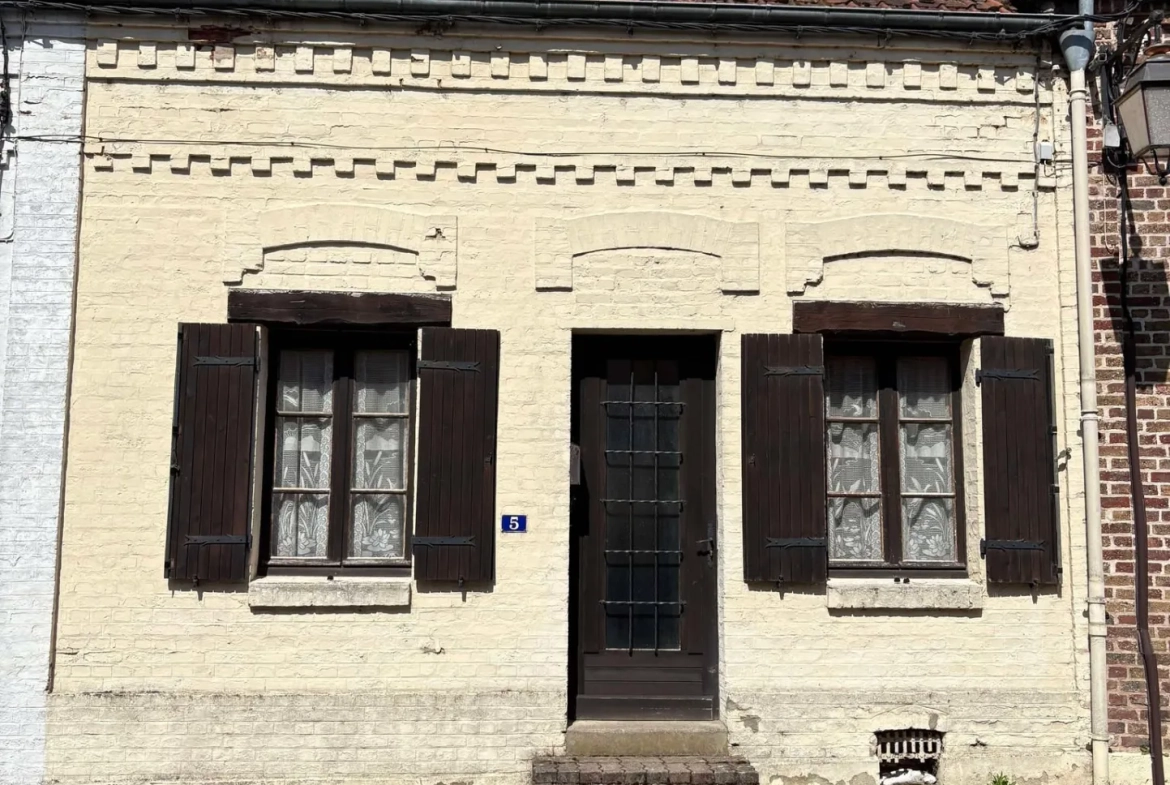 Maison à rénover à Pont-Remy - Opportunité d'investissement avec jardin 
