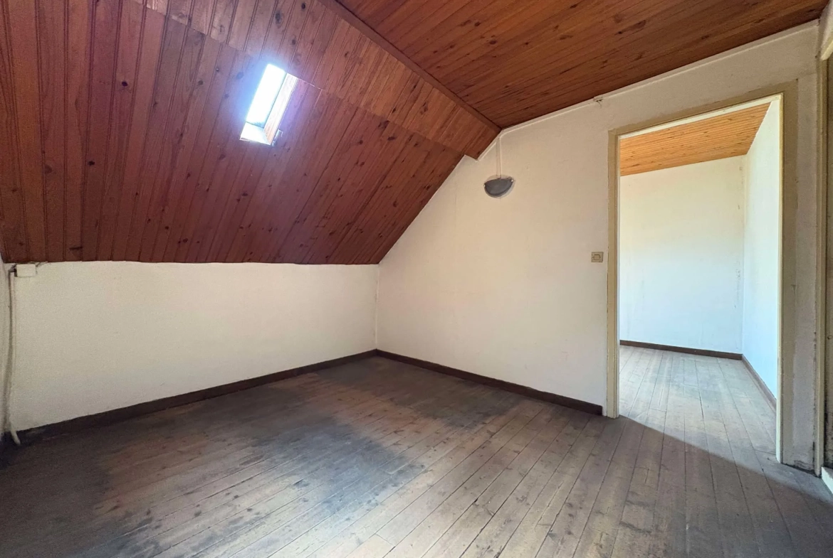 Maison à rénover à Pont-Remy - Opportunité d'investissement avec jardin 
