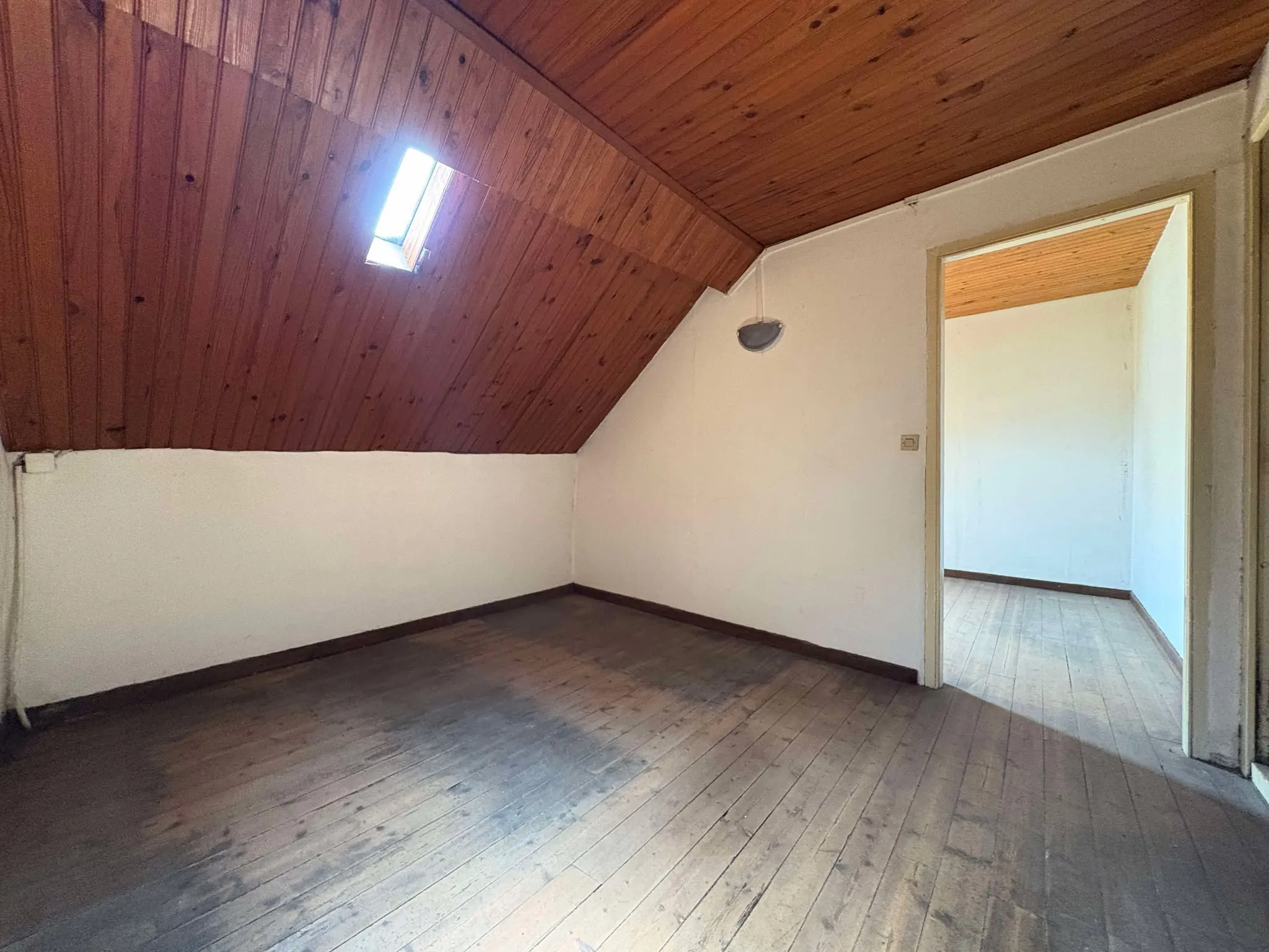 Maison à rénover à Pont-Remy - Opportunité d'investissement avec jardin 
