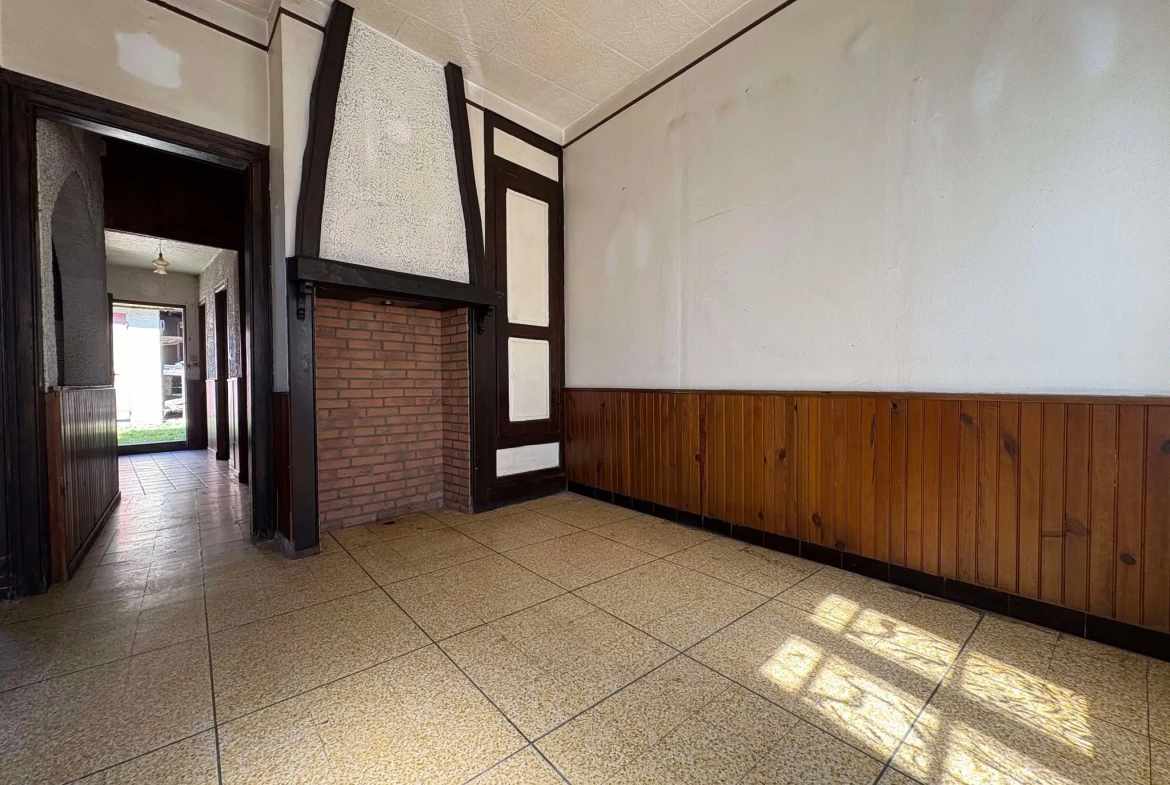 Maison à rénover à Pont-Remy - Opportunité d'investissement avec jardin 