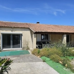 Villa de 80 m² à vendre à St Genies de Comolas, plain-pied avec terrasse et jardin clos