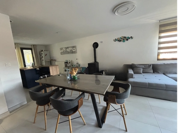 Maison individuelle à Hombourg-Haut avec 4 chambres et garage 