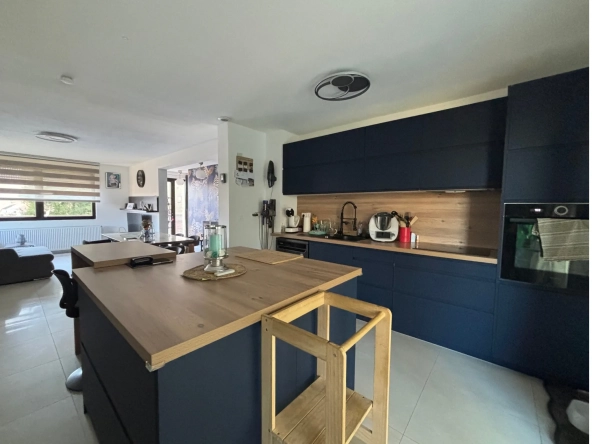 Maison individuelle à Hombourg-Haut avec 4 chambres et garage 