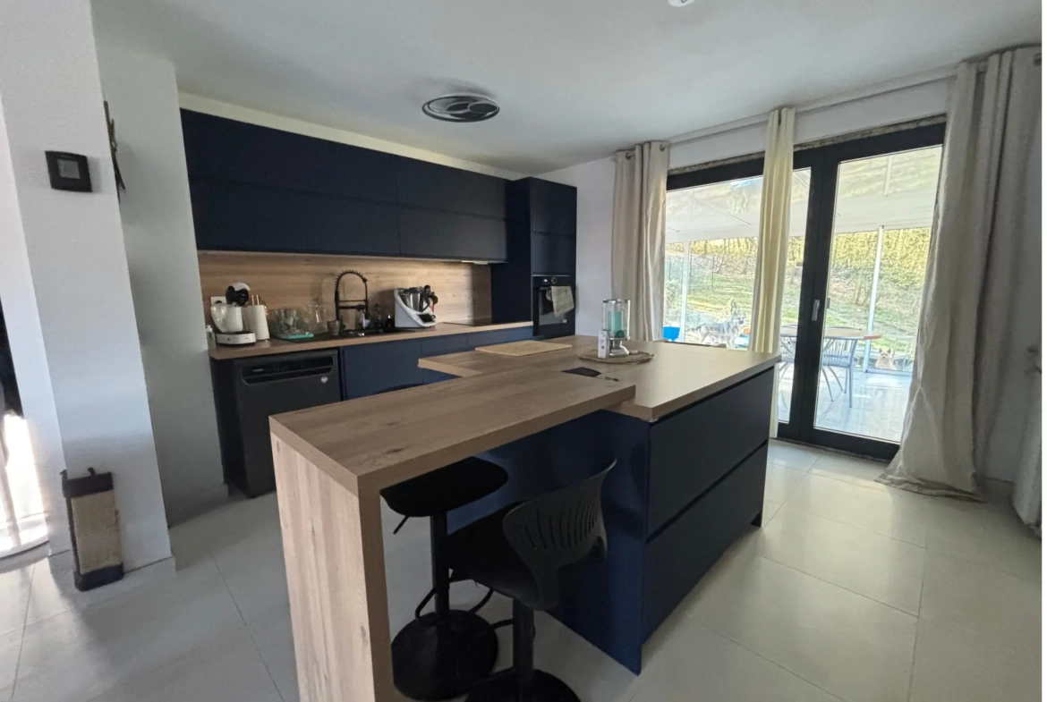 Maison individuelle à Hombourg-Haut avec 4 chambres et garage 
