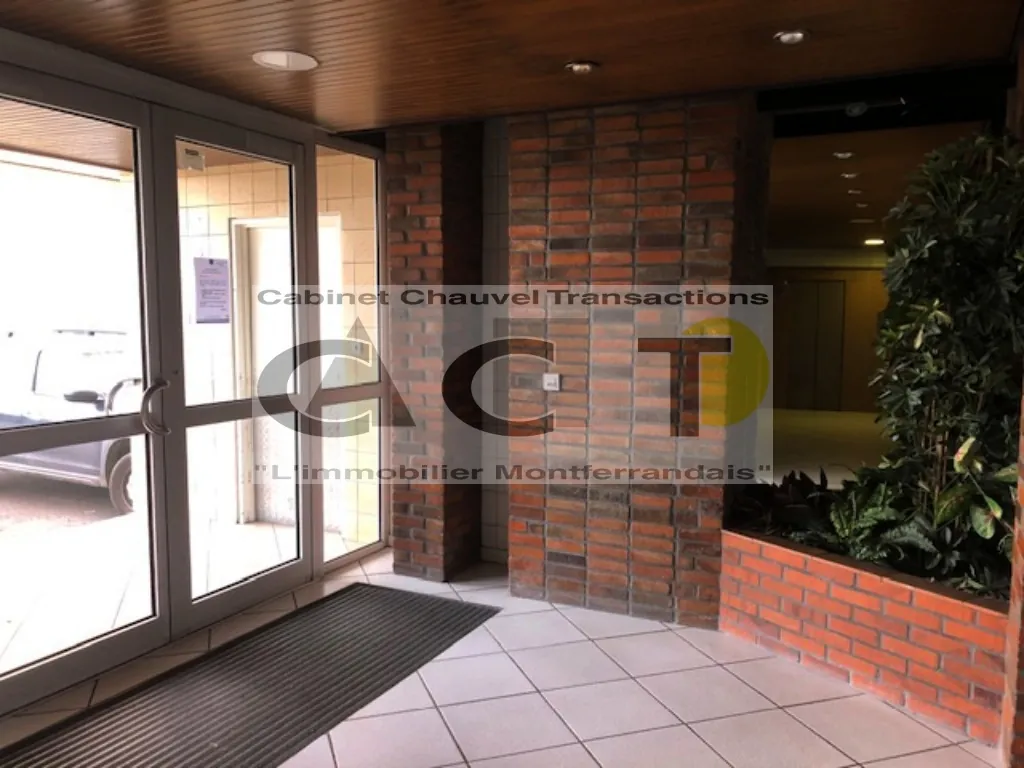 A vendre appartement lumineux de 76,88 m² avec balcon à Clermont-Ferrand 