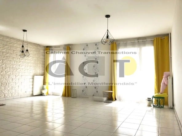 A vendre appartement lumineux de 76,88 m² avec balcon à Clermont-Ferrand