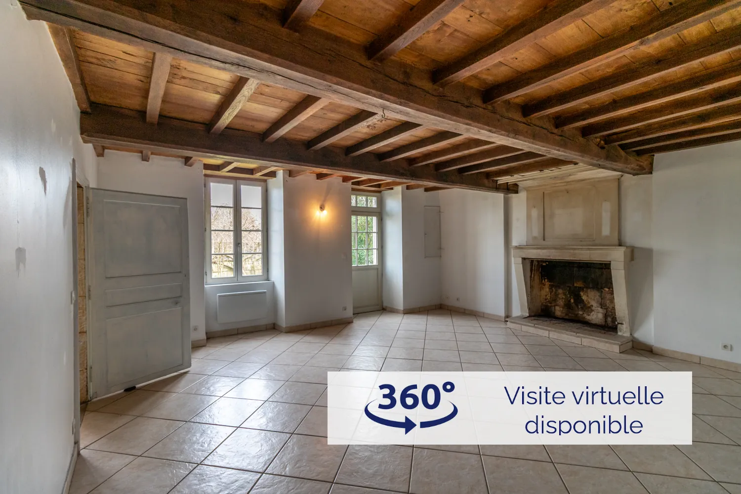 Charmante maison charentaise rénovée de 149 m² avec dépendance et jardin à Pons 