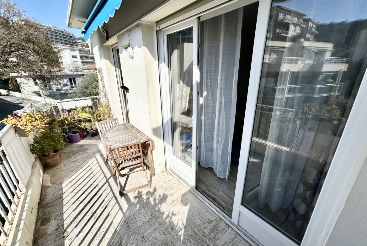 Appartement de 70m² à Nice Nord avec terrasse et cave 