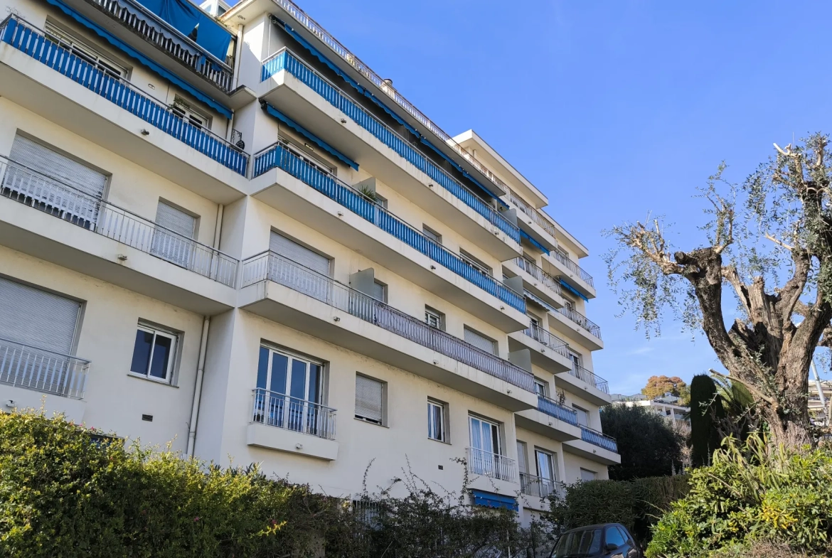 Appartement de 70m² à Nice Nord avec terrasse et cave 
