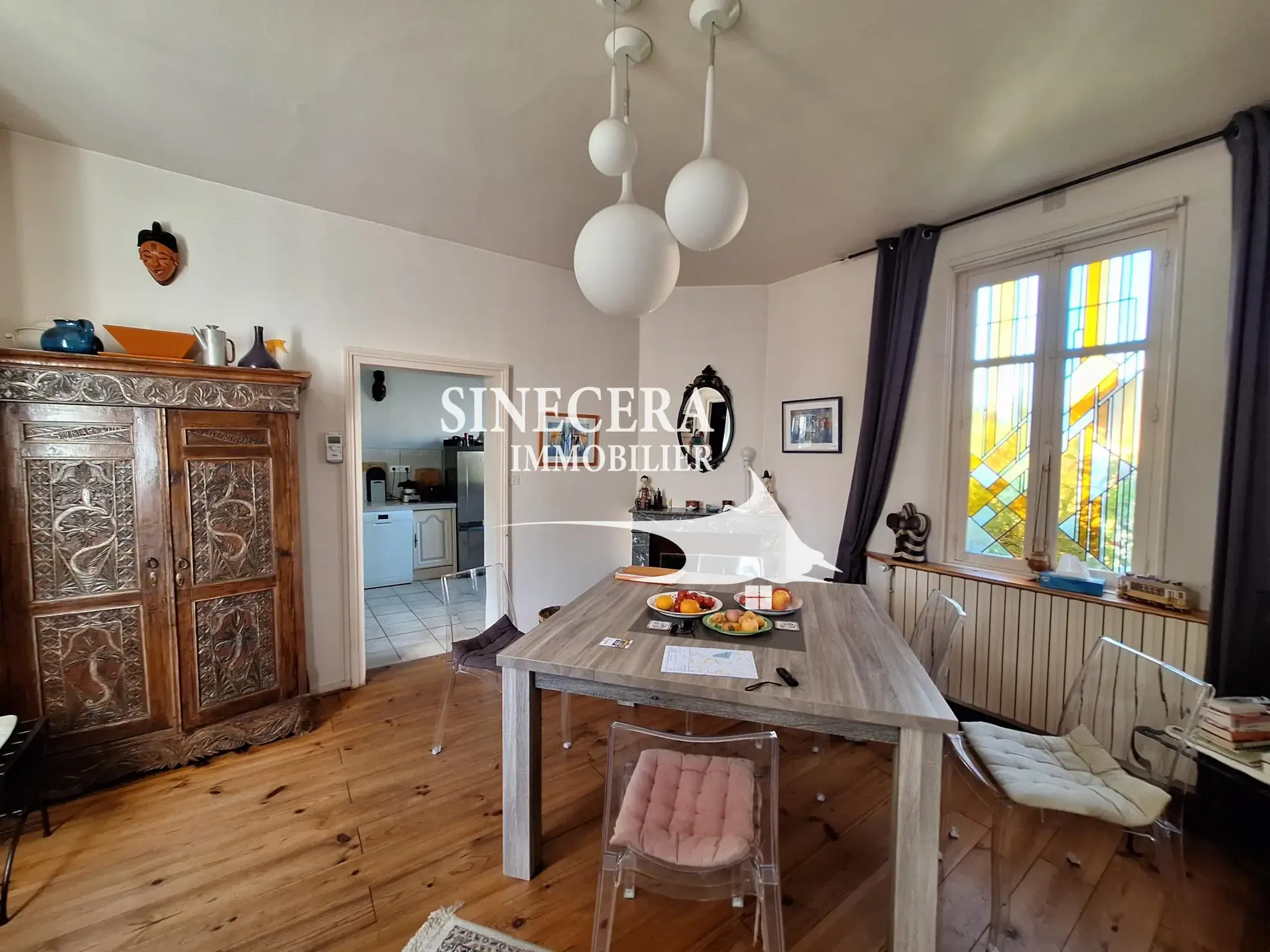 Belle maison à Ribérac avec piscine, grand terrain et dépendances 