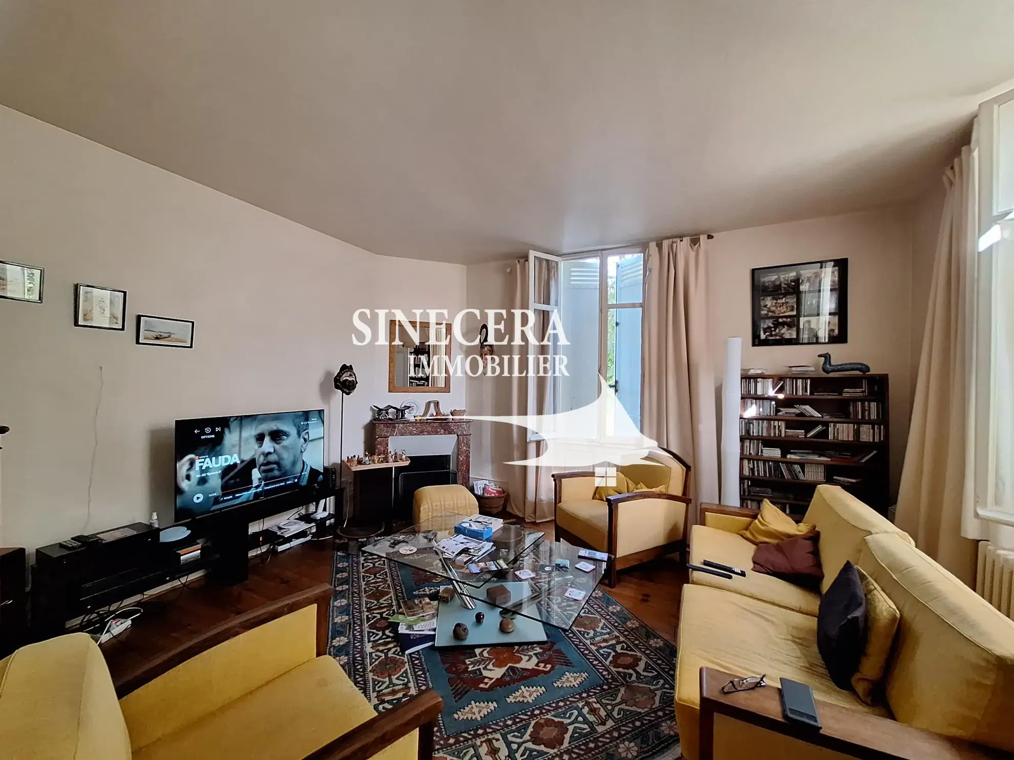 Belle maison à Ribérac avec piscine, grand terrain et dépendances 