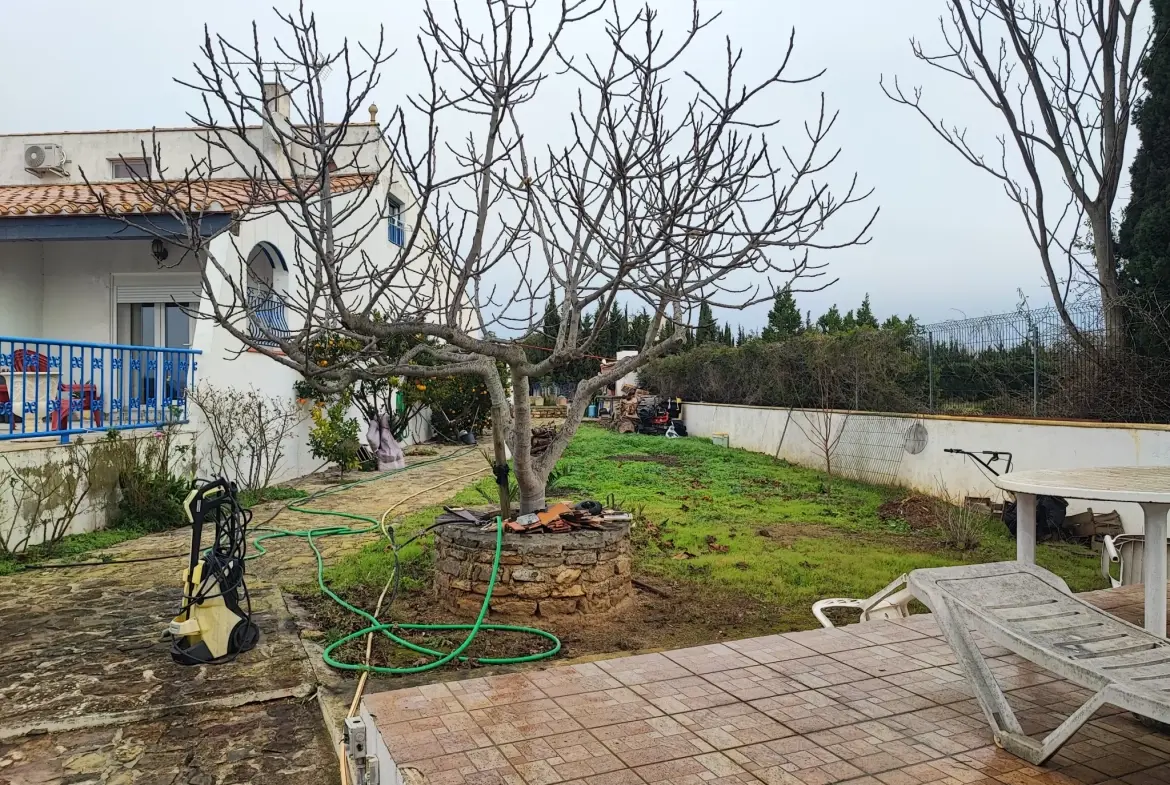Grande villa familiale avec piscine dans le Minervois, vue montagne et terrain de 1142 m² 