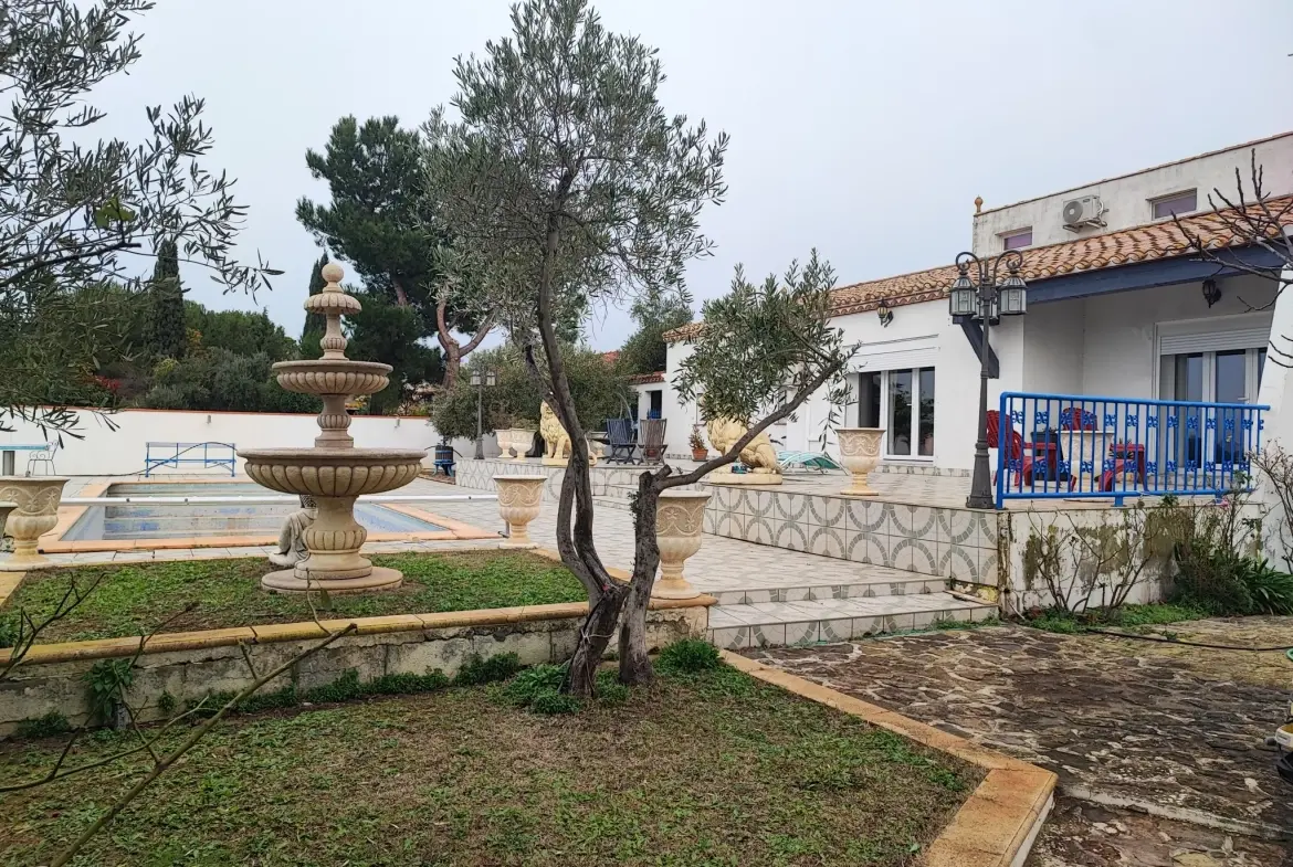 Grande villa familiale avec piscine dans le Minervois, vue montagne et terrain de 1142 m² 