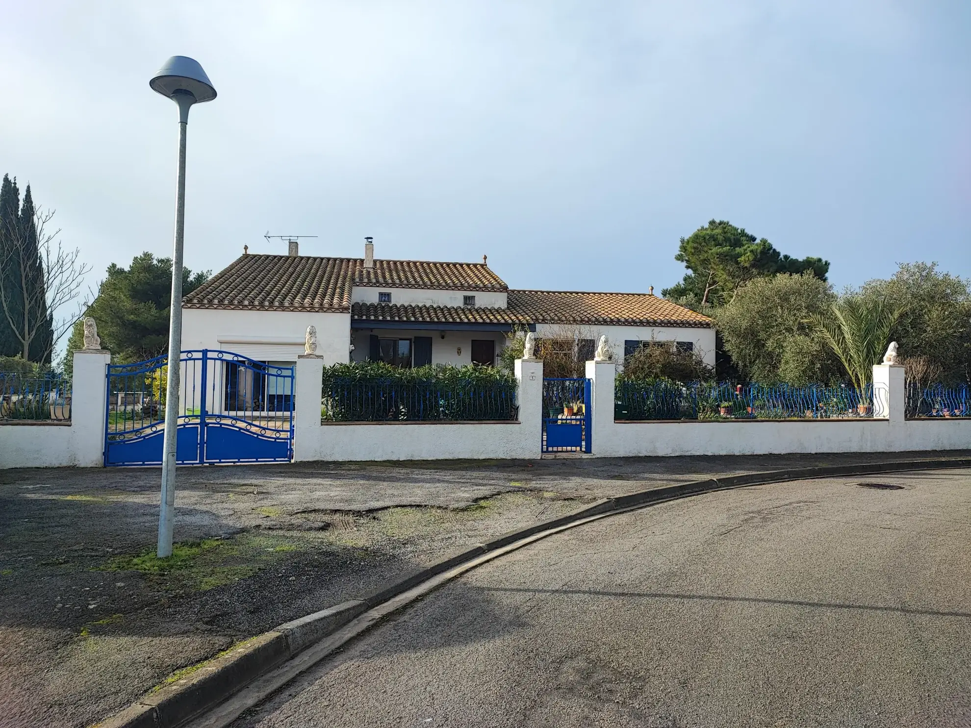 Grande villa familiale avec piscine dans le Minervois, vue montagne et terrain de 1142 m² 