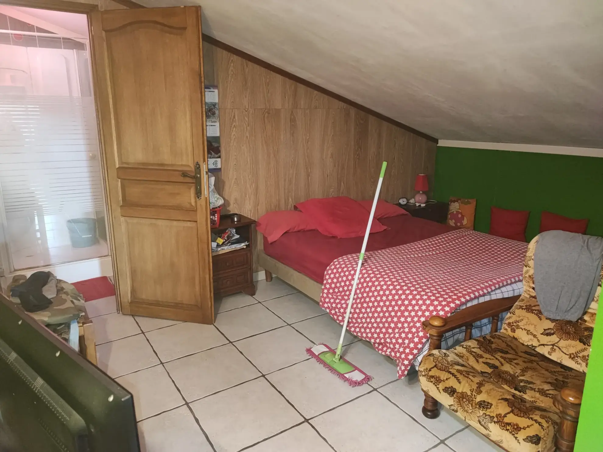 Grande villa familiale avec piscine dans le Minervois, vue montagne et terrain de 1142 m² 