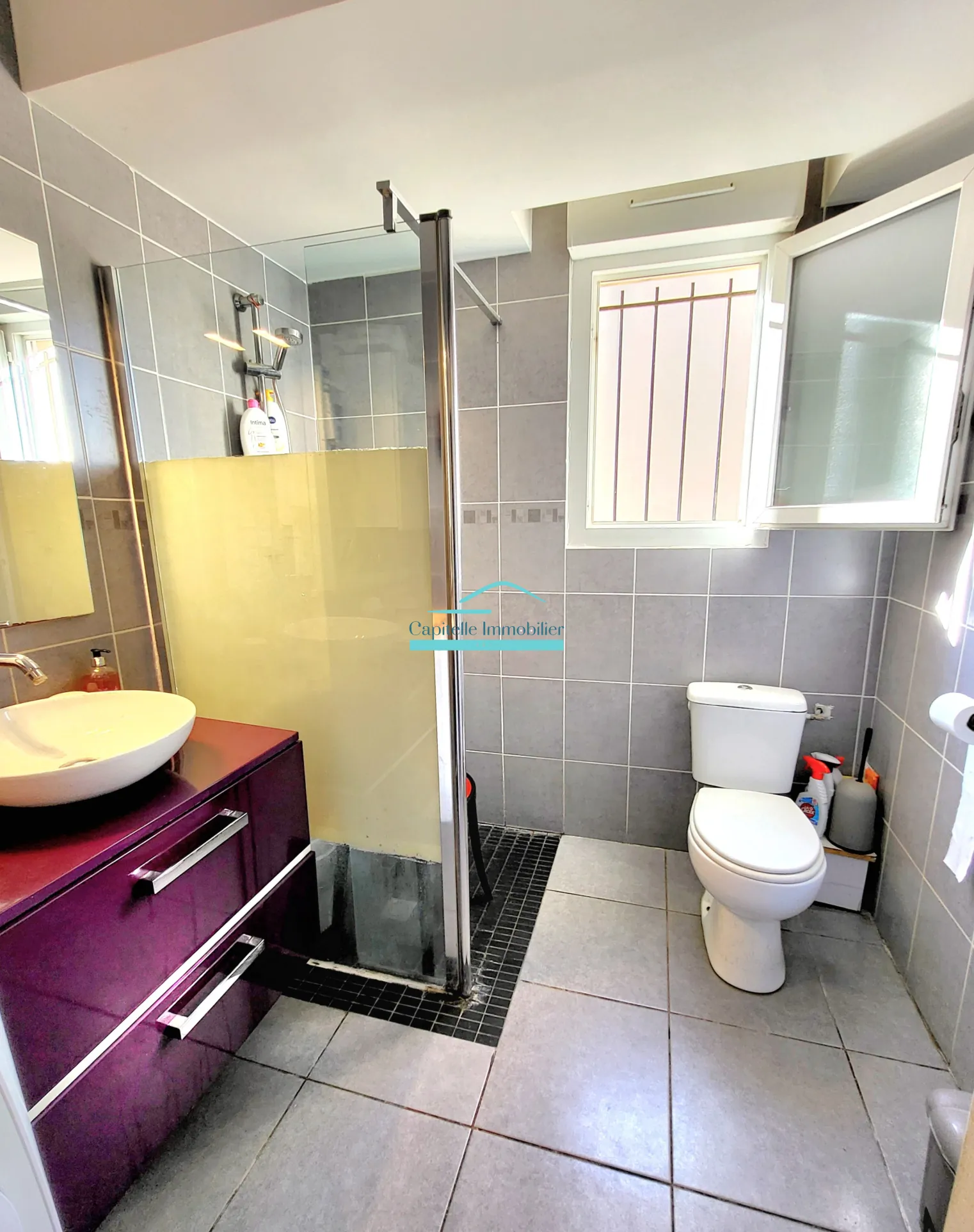 Appartement T3 avec Jardin Privatif à Frontignan - Résidence avec Parking 