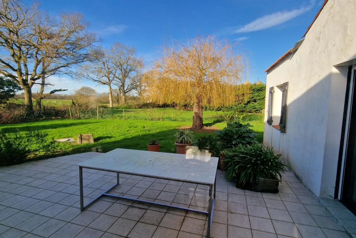 Vente maison de 129 m² avec jardin à Châteauneuf - 3 chambres 