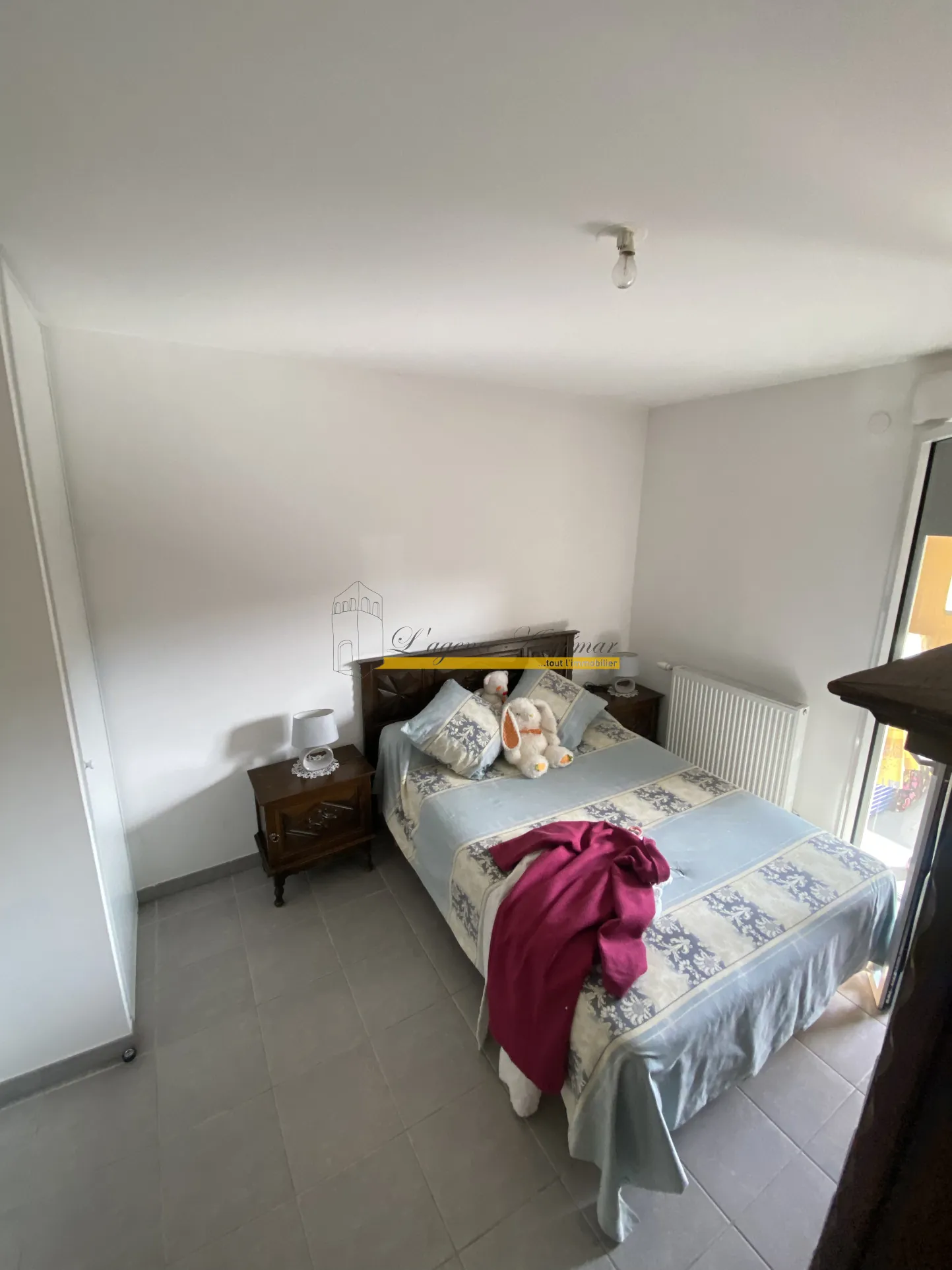 Appartement T2 loué à Montélimar, résidence sécurisée avec balcon et parking 