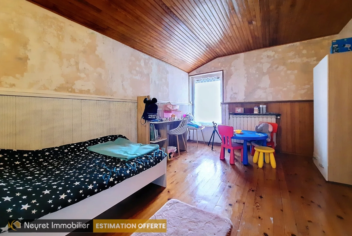 Maison de village à Saint-Symphorien-d’Ozon avec garage et 3 chambres 