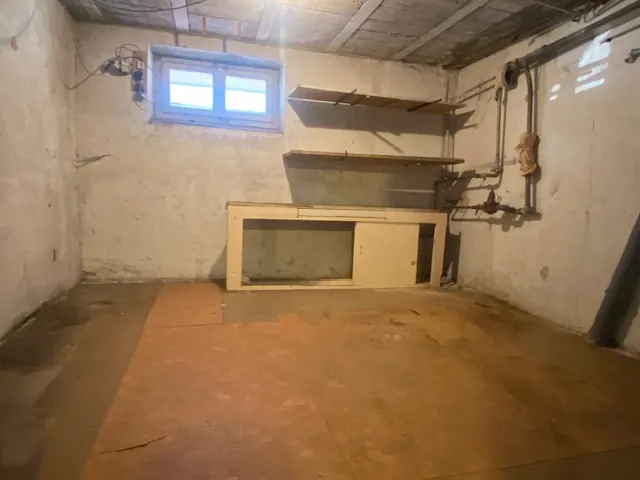 Appartement à vendre à Algrange – 4 chambres, jardin, garage, potentiel à saisir 