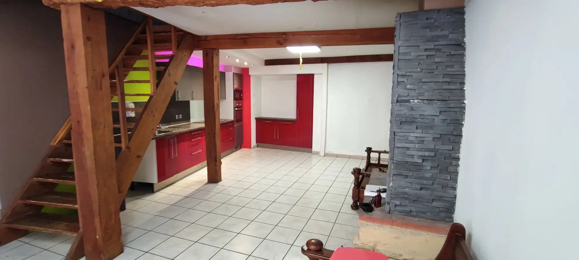 Maison de village rénovée à Peyriac Minervois avec terrasse de 15 m² 