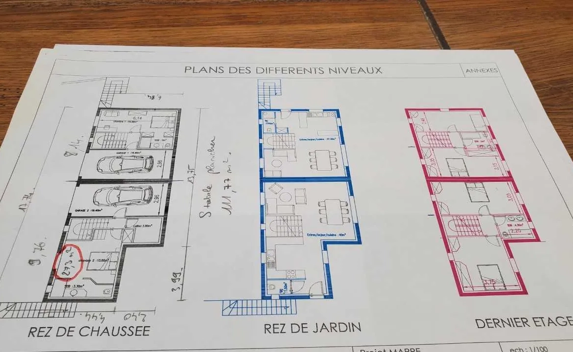 Terrain constructible de 640 m² à Bar-sur-Loup avec permis de construire 