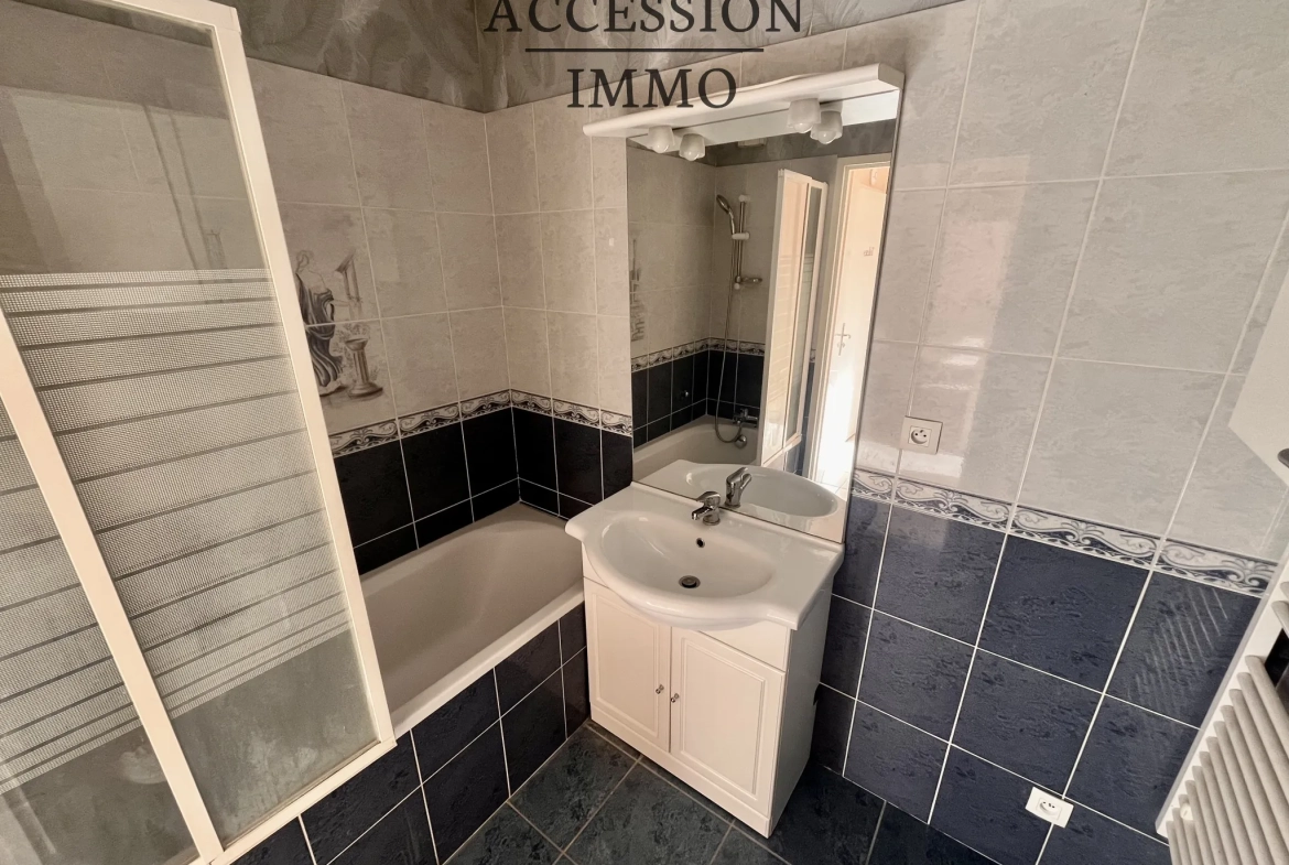 Appartement T3 à Dijon Toison d'Or avec terrasse, cave et garage – Bon état 