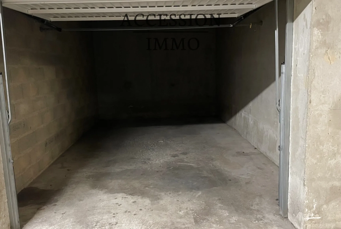 Appartement T3 à Dijon Toison d'Or avec terrasse, cave et garage – Bon état 