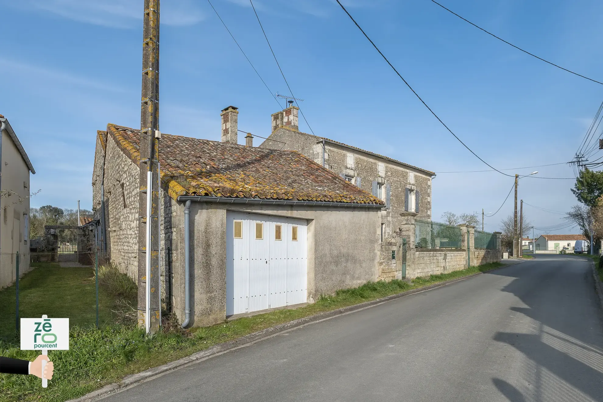 Belle maison de 219 m² avec jardin à Bouillé-Courdault, Marais Poitevin 