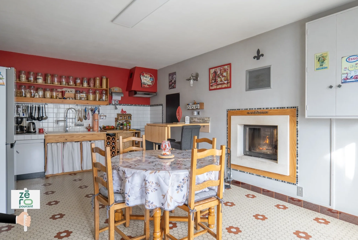 Belle maison de 219 m² avec jardin à Bouillé-Courdault, Marais Poitevin 