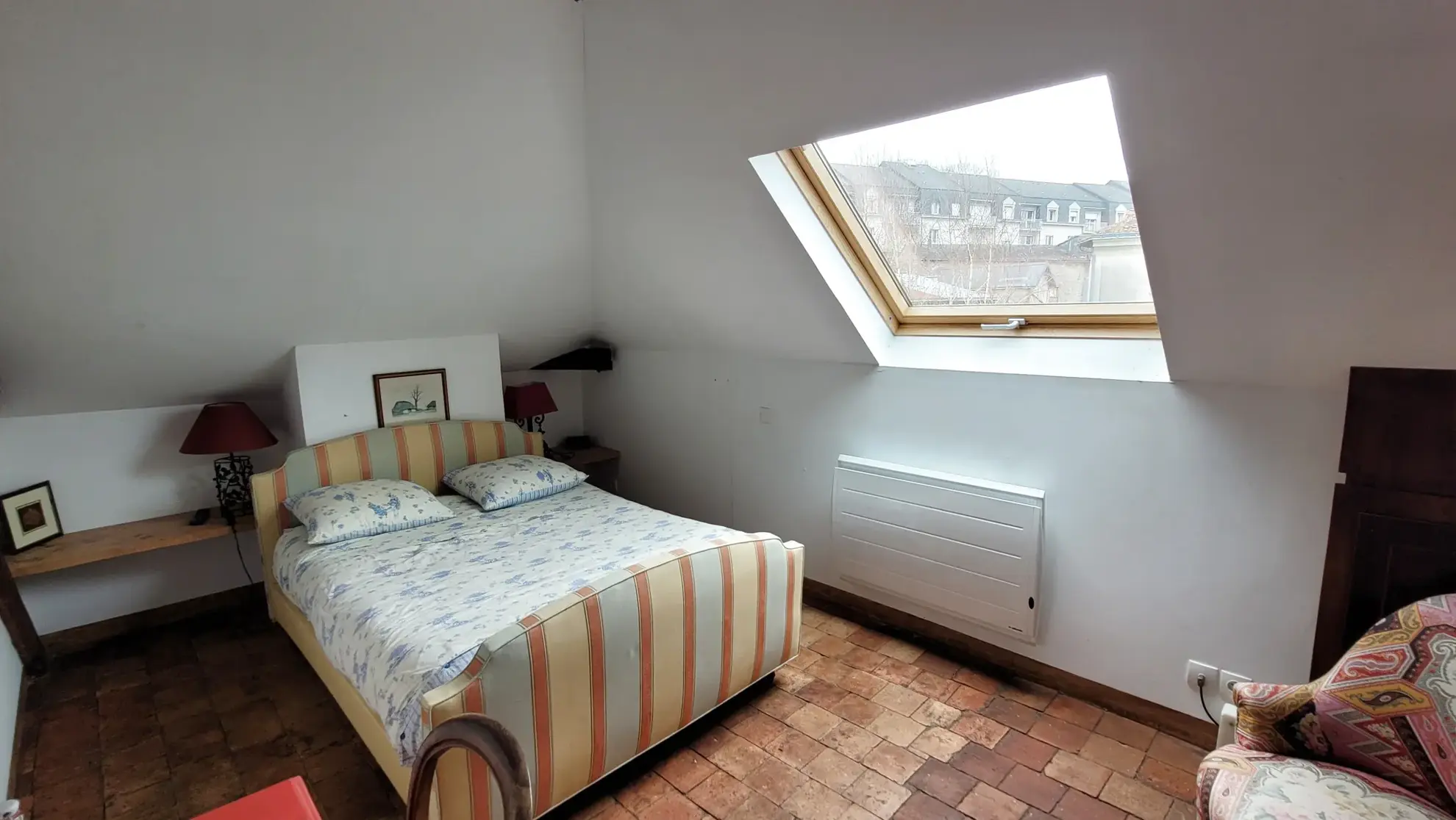 Maison 180 m² avec dépendance à Vihiers, centre-ville, terrain de 360 m² 