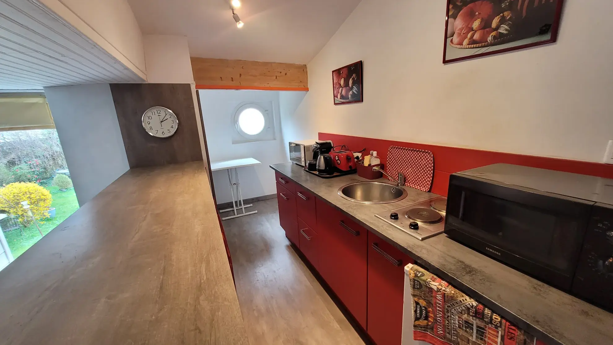 Maison 180 m² avec dépendance à Vihiers, centre-ville, terrain de 360 m² 