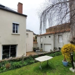 Maison 180 m² avec dépendance à Vihiers, centre-ville, terrain de 360 m²